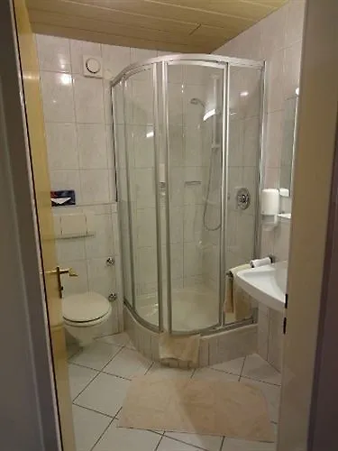 Hotel Garni Brunnthaler Γκάρμις-Παρτενκίρχεν 3*,