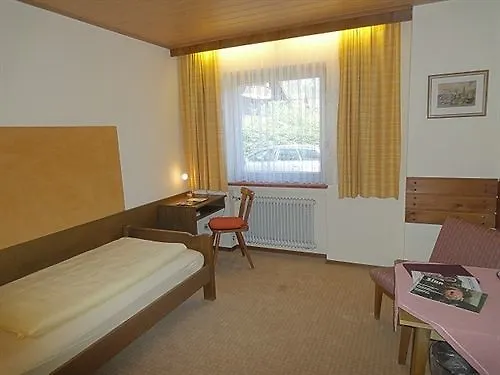 Hotel Garni Brunnthaler Garmisch-Partenkirchen